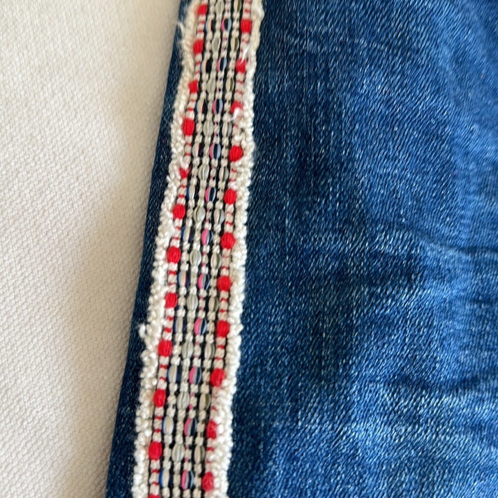 PILCRO Boyfriend, slim, crop denim jeans, size 26, great detailing on the sides - Picture 3 of 9